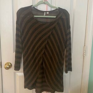 Long knit sweater-blouse